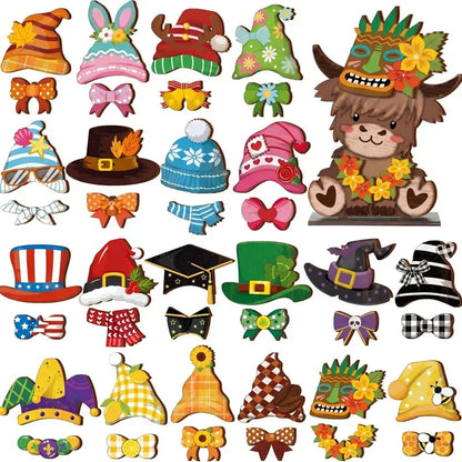 Cute Animal Wooden Sign – Interchangeable Magnetic Hats & Seasonal Decor
