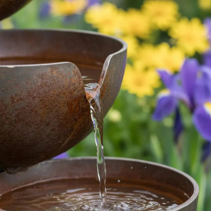 🔥50% OFF🔥 Bring Wildlife to Your Garden with this Cascading Bird Bath! 🐦