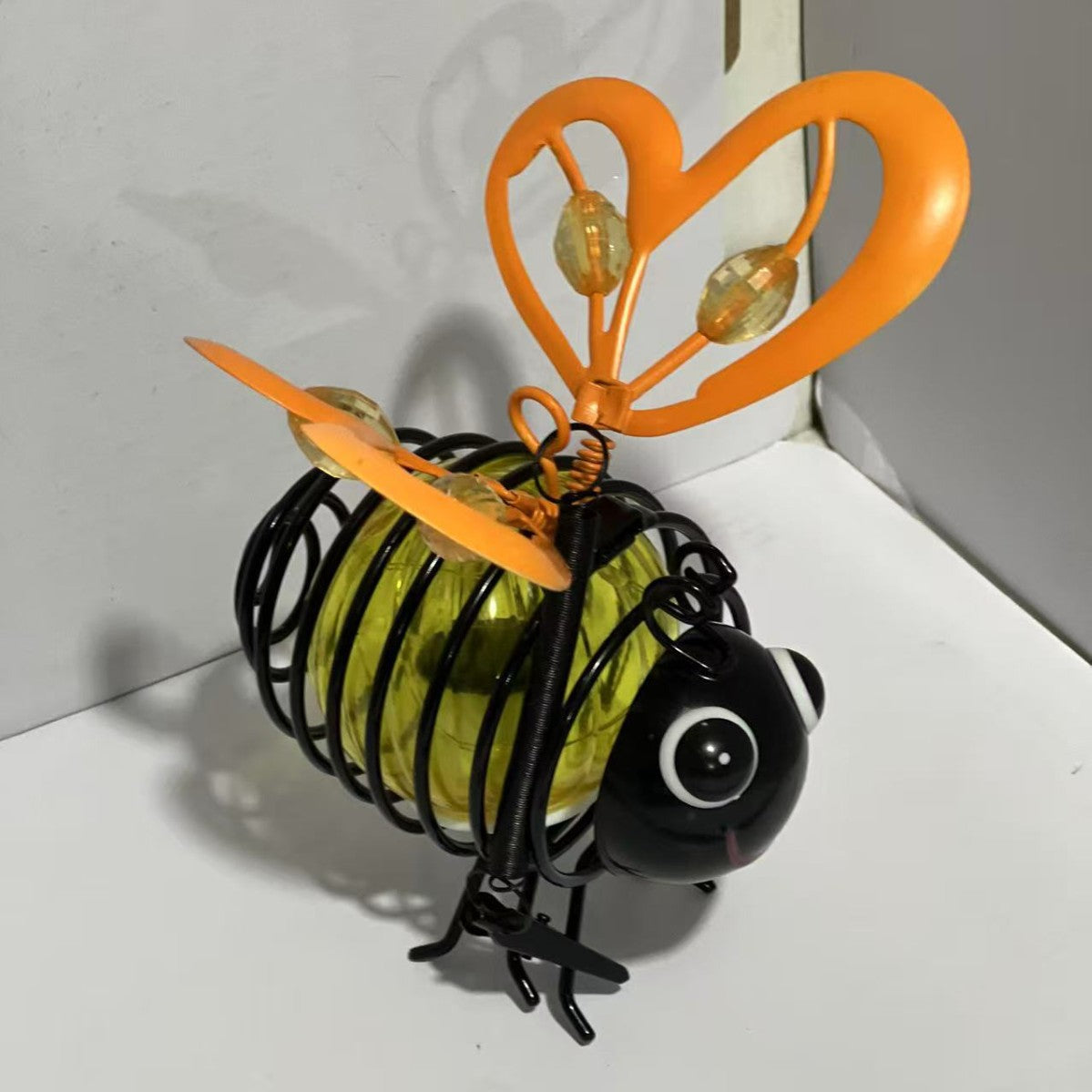 🔥 LIMITED-TIME 50% OFF! 🐝✨Hanging Solar Bee Light – Warm Amber Glow, Flicker-Free, Perfect for Garden Parties, Camping, or Kids’ Rooms – Spread Joy Day and Night 🌞🌜
