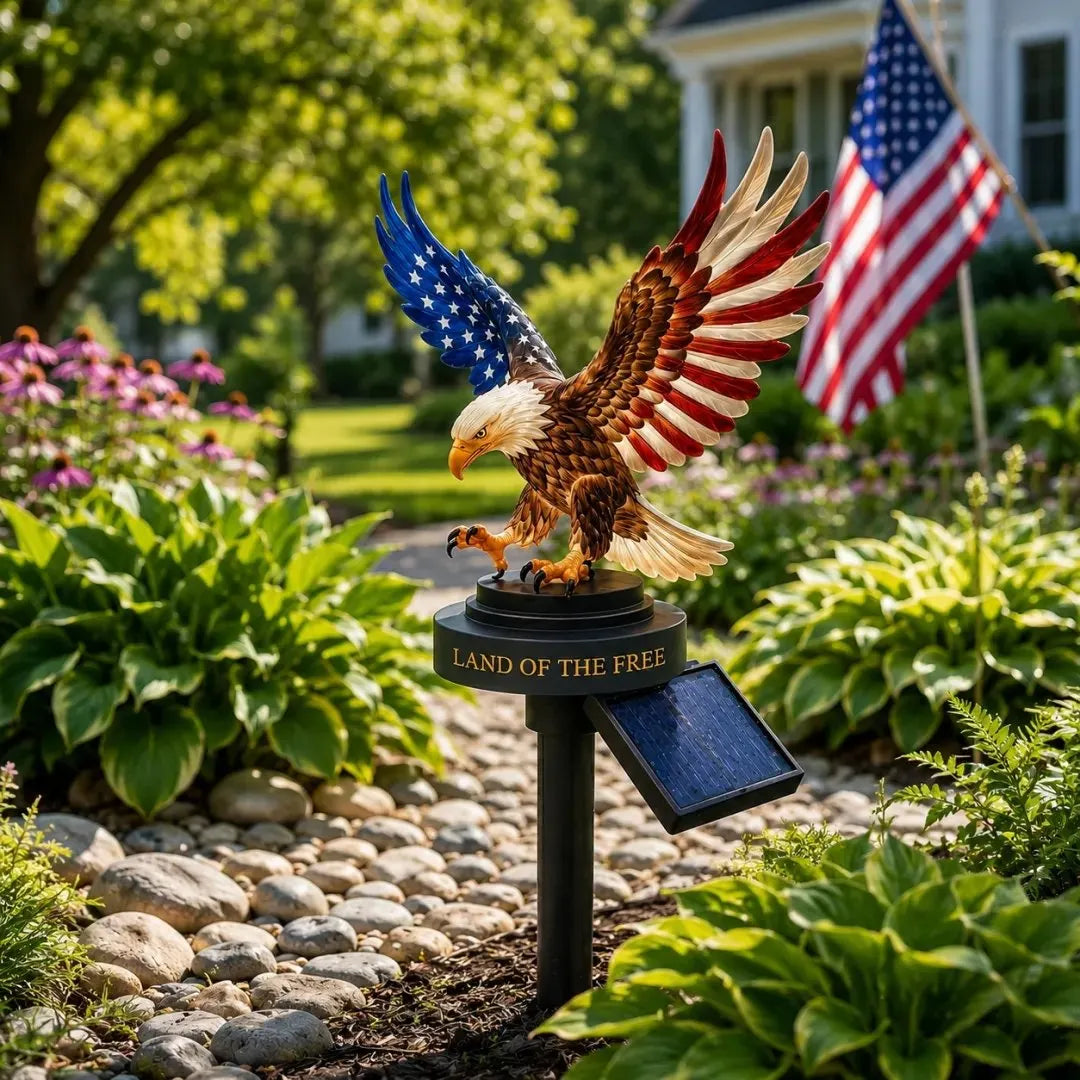 🔥Solar Eagle Garden Light – A Glowing Tribute to American Freedom(📦Buy 2 Free Shipping)