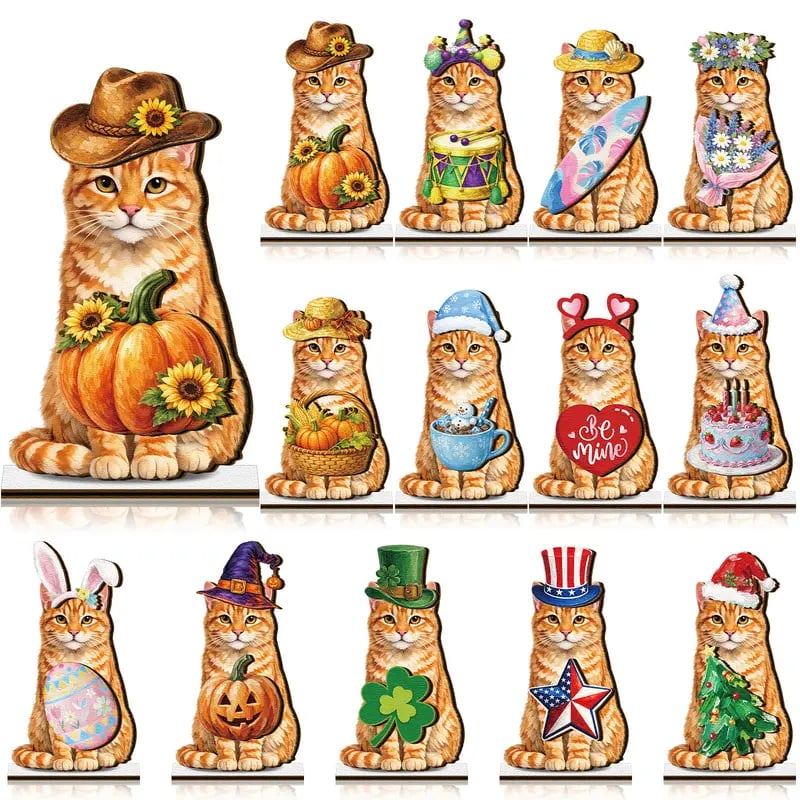 Cute Animal Wooden Sign – Interchangeable Magnetic Hats & Seasonal Decor