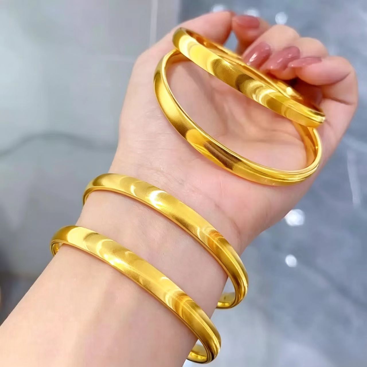 🔥 LIMITED TIME OFFER Elegant Cat's Eye Open Cuff Bracelet