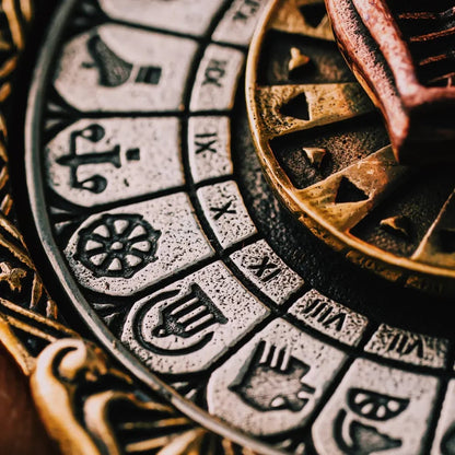 🔮 Handcrafted Tarot Eye Pendant – A Symbol of Intuition & Insight