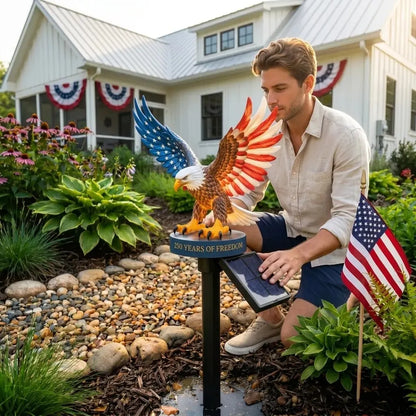 🔥Solar Eagle Garden Light – A Glowing Tribute to American Freedom(📦Buy 2 Free Shipping)