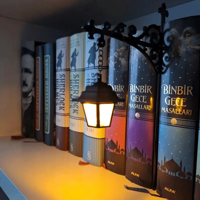 Ghost Bookshelf Lantern