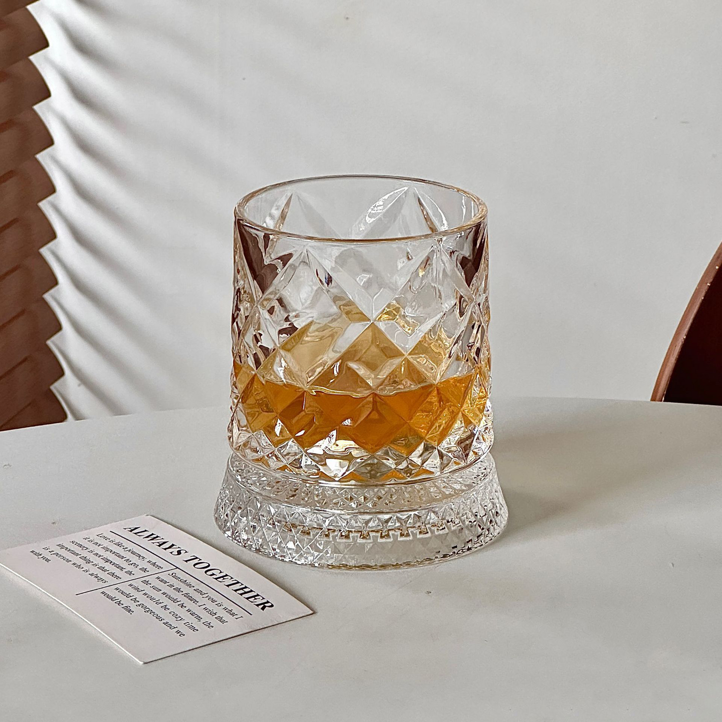 🔥2026 Hot Sell✨ The Whiskey Glass Everyone’s Obsessed With 🥃 Spins Smoothly • Glows Beautifully • Perfect Gift