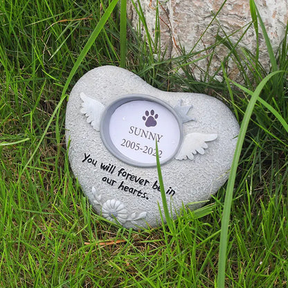Pet Memorial Stone for Dogs and Cats – A Beautiful Tribute to Keep Their Memory Close Forever